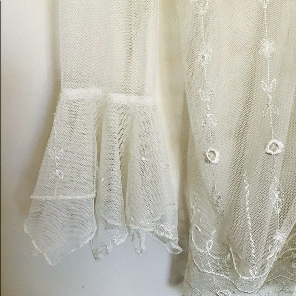 Off White Embroidered Ruffle Mesh Blouse - Picture 5 of 5